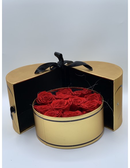 SCATOLA ROMANTICA CON ROSE STABILIZZATE