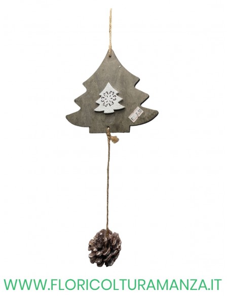albero e stella con pigne